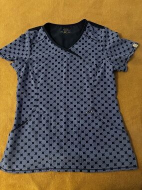 Cherokee Navy and Gray Geometric V-Neck Scrub Top